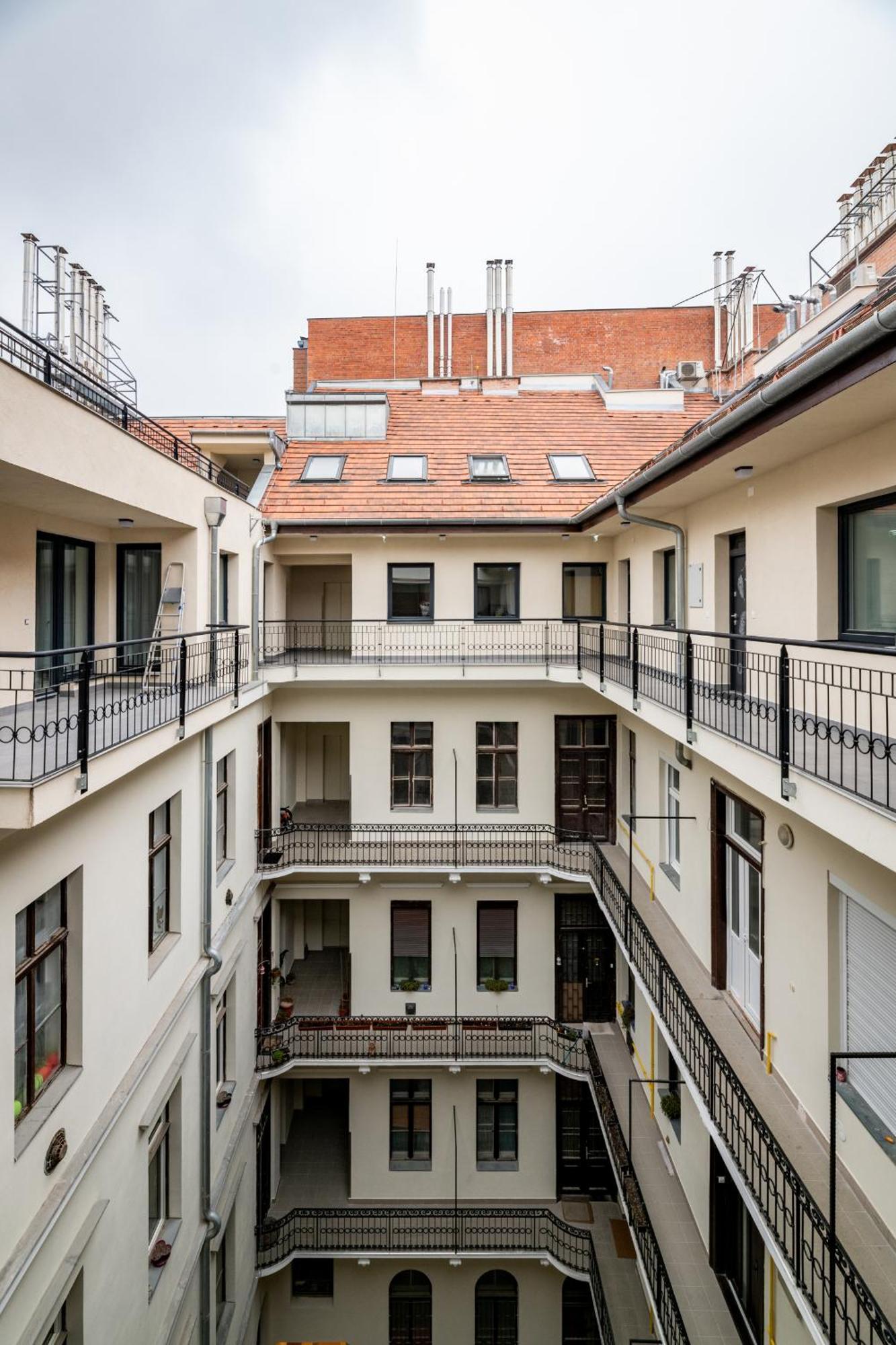 Luxury Tropical Apartment At Budapest Exteriör bild